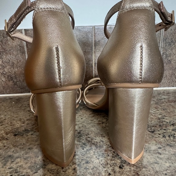 Dainty Bow Metallic Leather Block Heel Dress Sandals - Picture 8 of 8